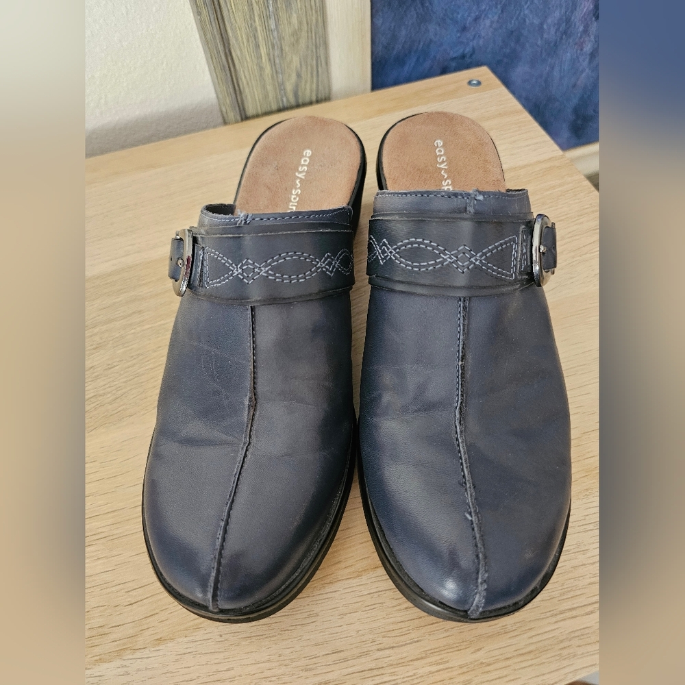 Easy Spirit Women's Leather Navy Slip-On Clogs 🥰 (7.5) - Picture 8 of 12